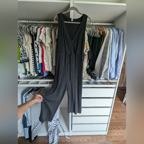 Maternity jumpsuit - medium - Picture 2 of 3